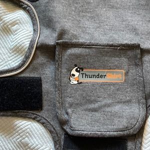 ThunderShirt XS dog anxiety shirt tried-on but unworn